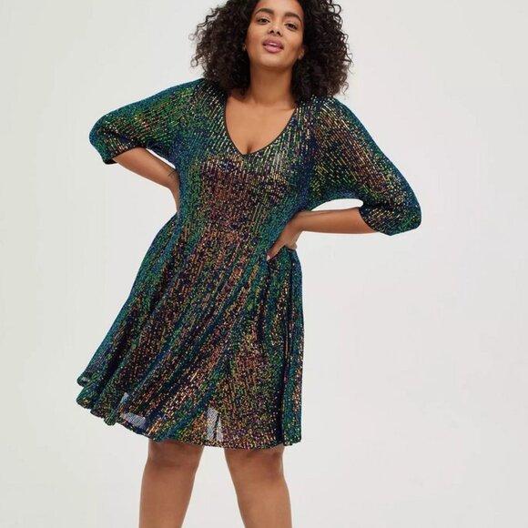 Torrid Mini Sequins Skater Dress Sz 2 - Picture 1 of 5